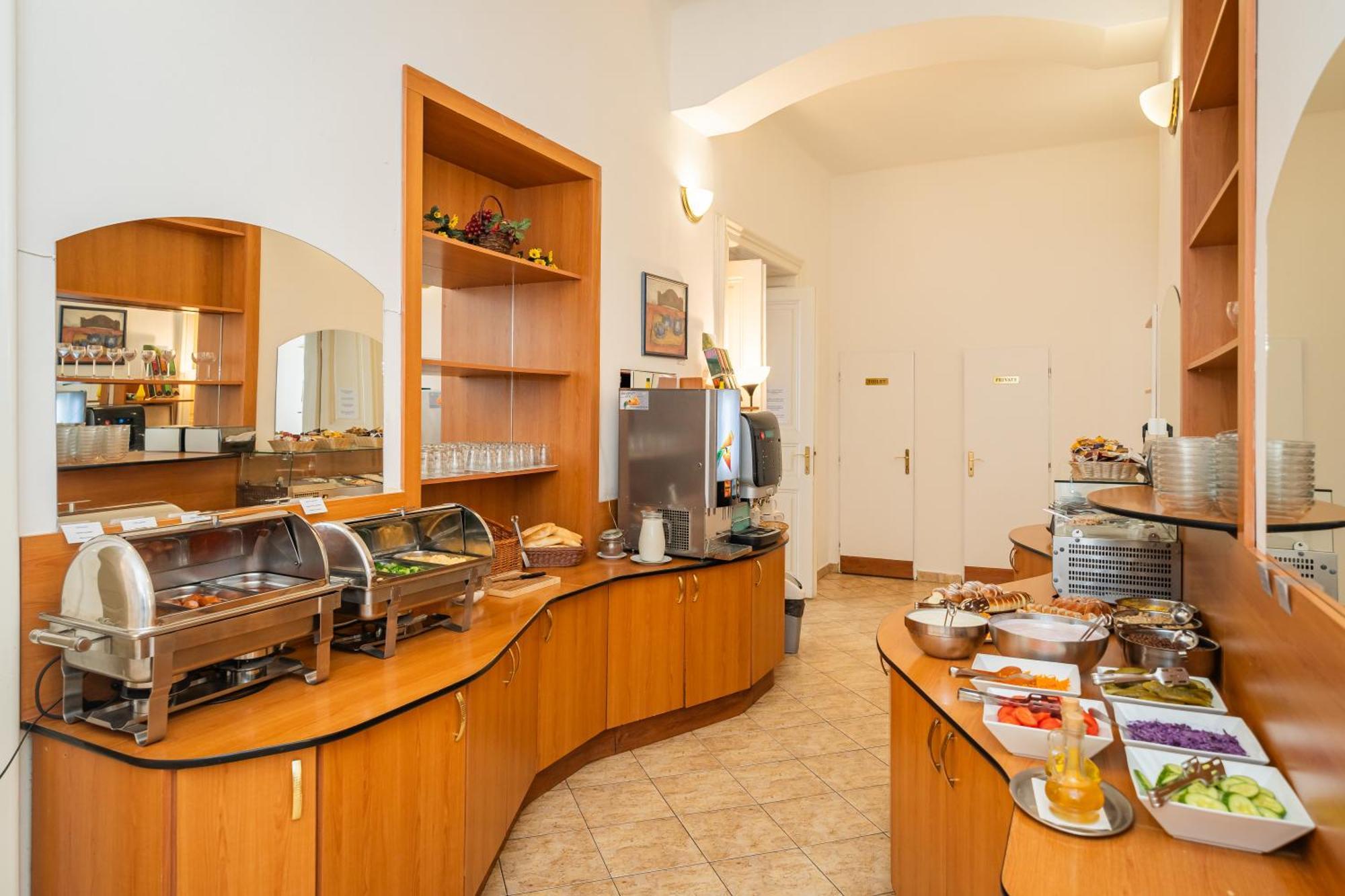 Centre Otel 3*